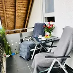 Апартаменты Baden Airpark Family Хюгельсхайм